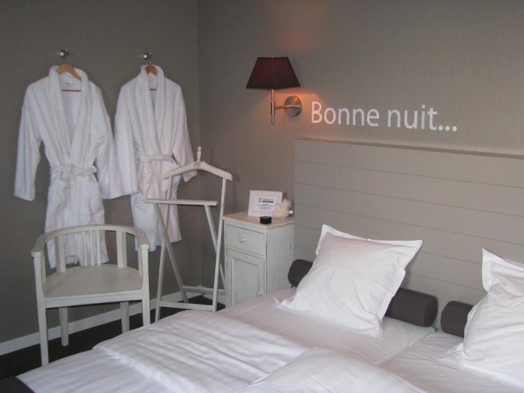 Het Gravenhof Otel Torhout Oda fotoğraf